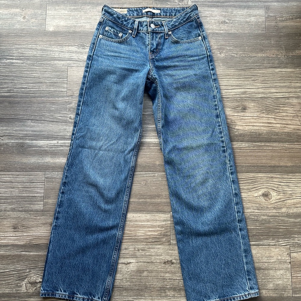 Low Loose Levi’s